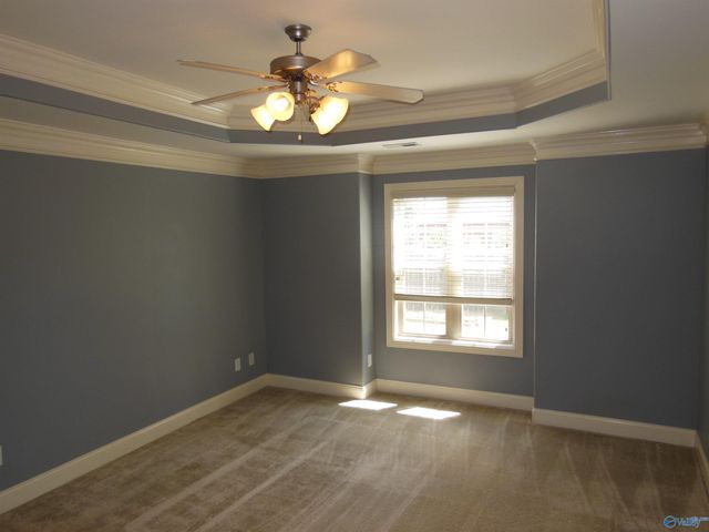 2604 Little Cove Road SE, Hampton Cove, AL 35763