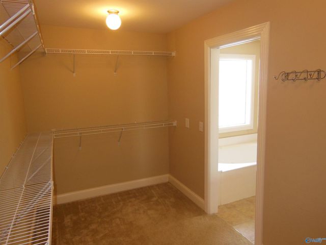 2604 Little Cove Road SE, Hampton Cove, AL 35763