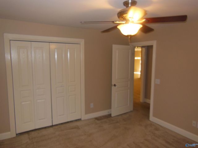 2604 Little Cove Road SE, Hampton Cove, AL 35763