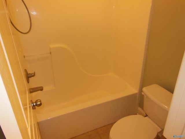 2604 Little Cove Road SE, Hampton Cove, AL 35763