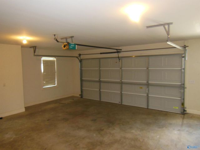 2604 Little Cove Road SE, Hampton Cove, AL 35763