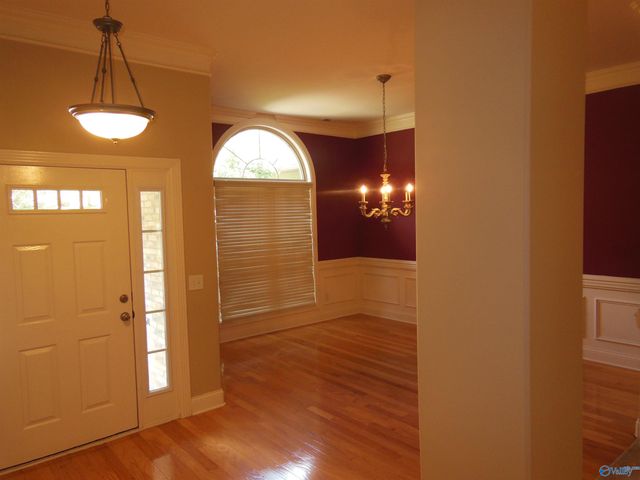 2604 Little Cove Road SE, Hampton Cove, AL 35763