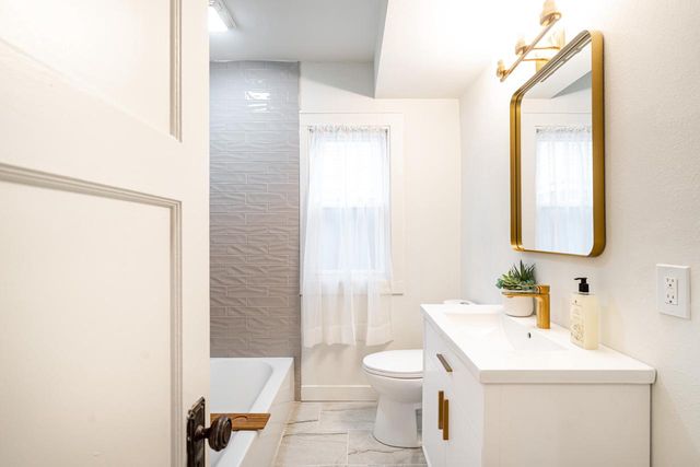 2149 N 60th STREET, Milwaukee, WI 53208