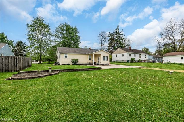 3957 Grafton Road, Brunswick, OH 44212