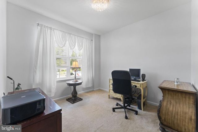 114 LAWRENCE DR, Gilbertsville, PA 19525