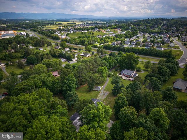 4111 SPOTSWOOD TRL, Penn Laird, VA 22846