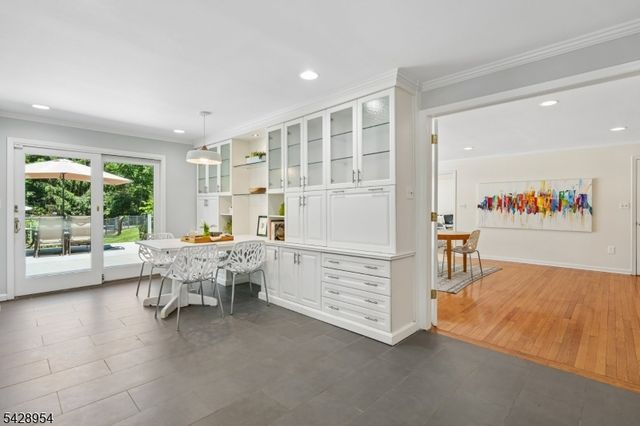201 Parsonage Hill Rd, Millburn Twp., NJ 07078