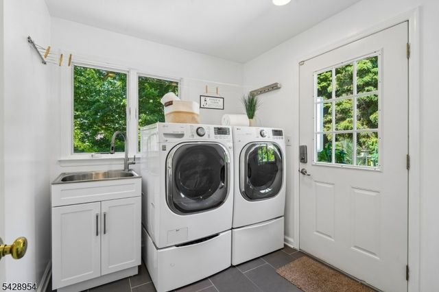 201 Parsonage Hill Rd, Millburn Twp., NJ 07078