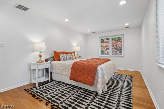 201 Parsonage Hill Rd, Millburn Twp., NJ 07078