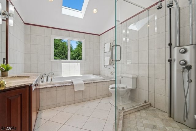 201 Parsonage Hill Rd, Millburn Twp., NJ 07078
