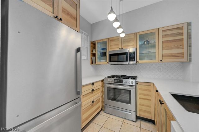 9050 West Warm Springs Road 2009, Las Vegas, NV 89148