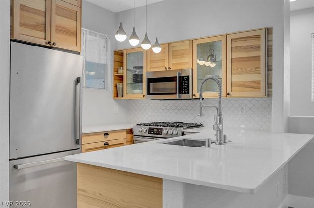 9050 West Warm Springs Road 2009, Las Vegas, NV 89148