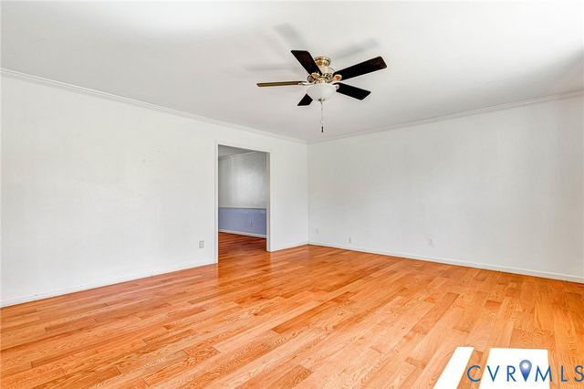 3802 N Middlebrook Ct, Chester, VA 23831