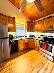 73 Kingsbury St 2, Fitchburg, MA 01420