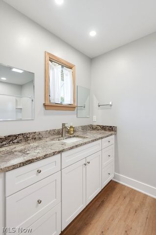 3783 Cayugas Drive, Green, OH 44319