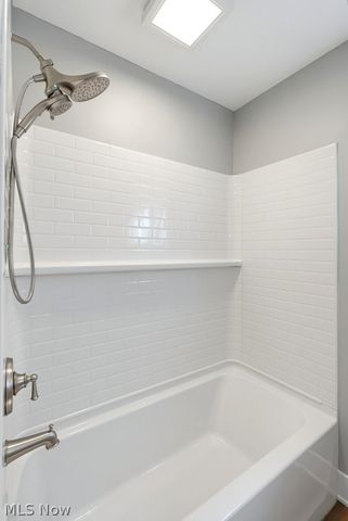 3783 Cayugas Drive, Green, OH 44319