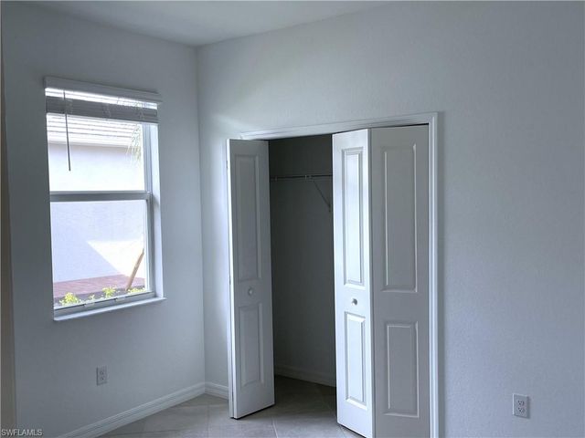 2176 Dragonfruit WAY, Naples, FL 34120