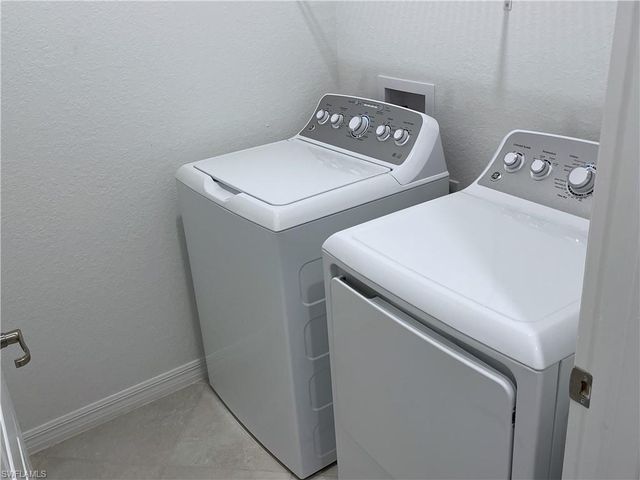 2176 Dragonfruit WAY, Naples, FL 34120