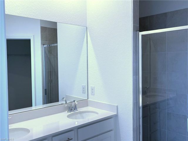 2176 Dragonfruit WAY, Naples, FL 34120