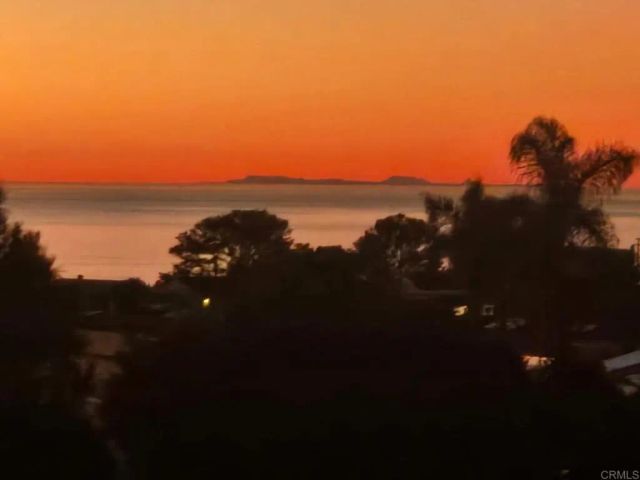 2511 El Amigo Rd, Del Mar, CA 92014