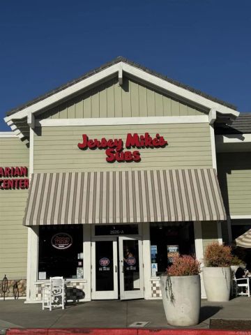 2511 El Amigo Rd, Del Mar, CA 92014