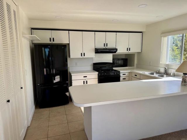 2511 El Amigo Rd, Del Mar, CA 92014