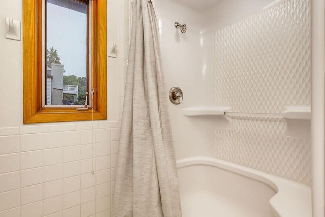 345 S Beaumont AVENUE, Brookfield, WI 53005