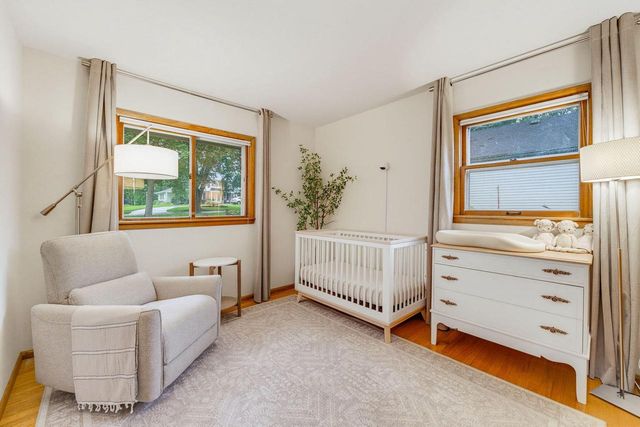 345 S Beaumont AVENUE, Brookfield, WI 53005