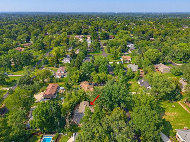 345 S Beaumont AVENUE, Brookfield, WI 53005