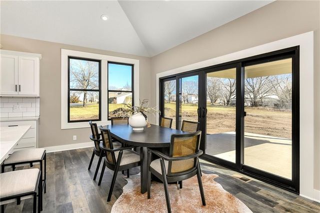 20322 166th Street, Basehor, KS 66007