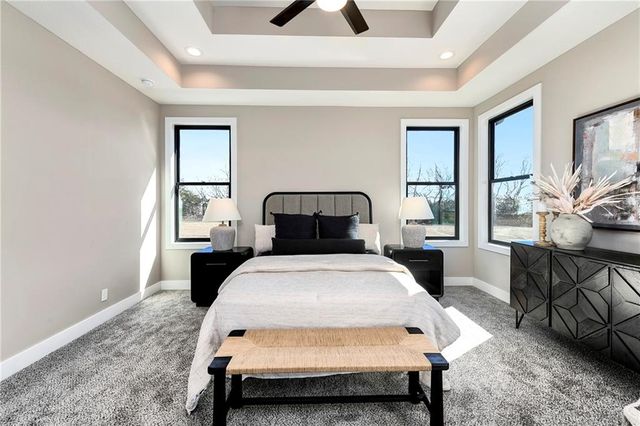 20322 166th Street, Basehor, KS 66007