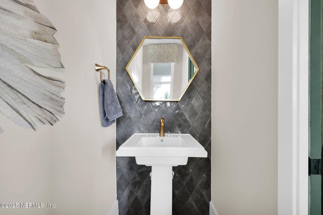 59 OAK BREEZE Drive, Ponte Vedra, FL 32081