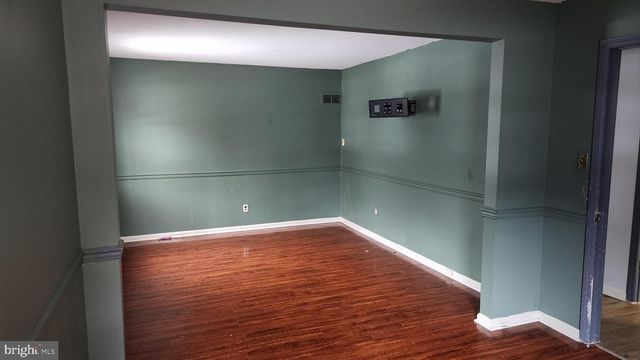 8 IRONWOOD CIR, Dover, DE 19904