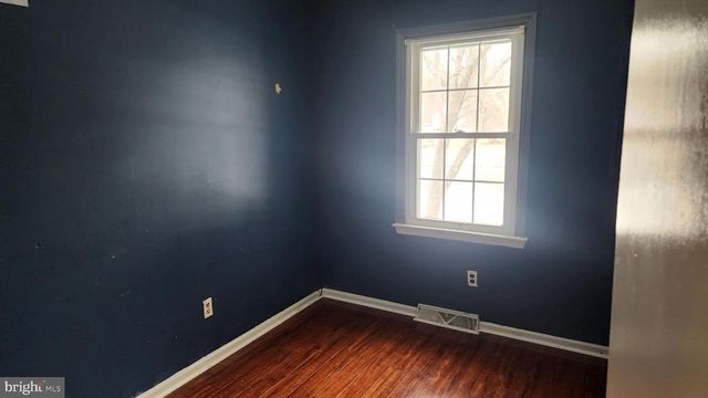 8 IRONWOOD CIR, Dover, DE 19904