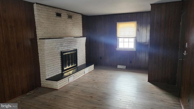 8 IRONWOOD CIR, Dover, DE 19904