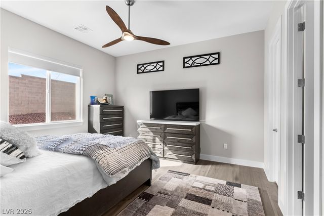 8811 Italian Trotter Court, Las Vegas, NV 89113