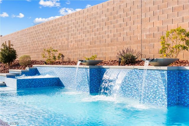 8811 Italian Trotter Court, Las Vegas, NV 89113