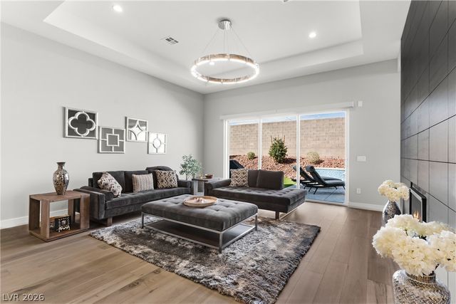 8811 Italian Trotter Court, Las Vegas, NV 89113