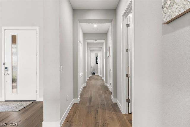 8811 Italian Trotter Court, Las Vegas, NV 89113