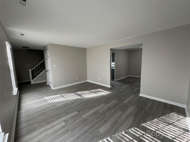 1425 Sugar Hollow Drive, Charlotte, NC 28214