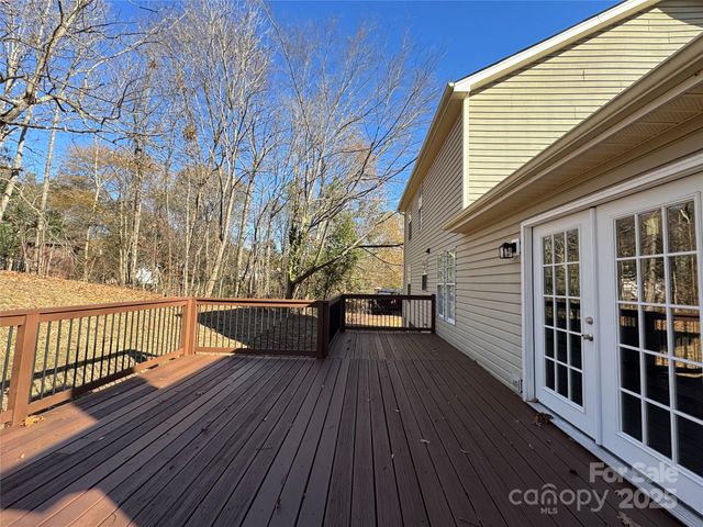 1425 Sugar Hollow Drive, Charlotte, NC 28214