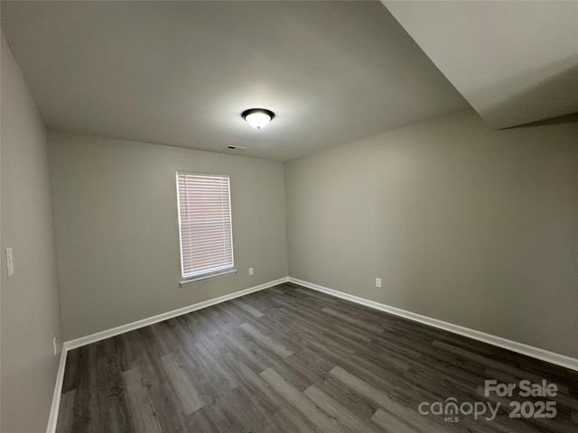 1425 Sugar Hollow Drive, Charlotte, NC 28214