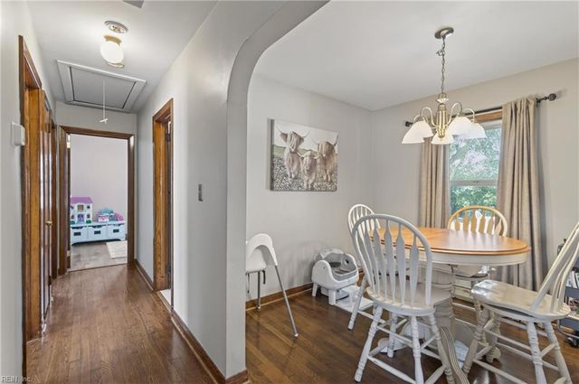 20 Briar DR, Hampton, VA 23661