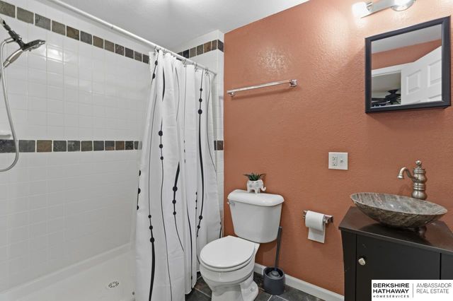 6113 S 191st Terrace, Omaha, NE 68135