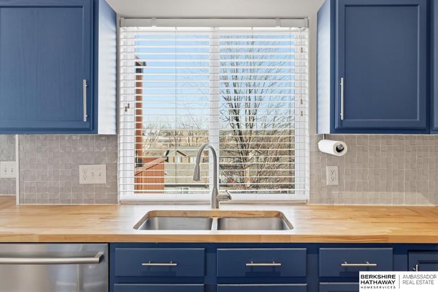 6113 S 191st Terrace, Omaha, NE 68135