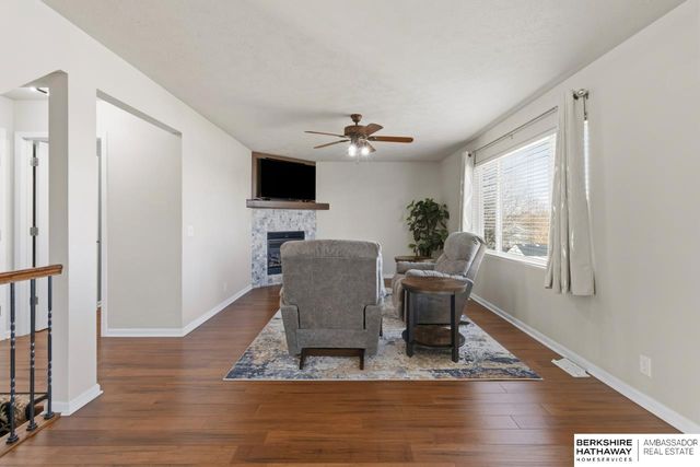 6113 S 191st Terrace, Omaha, NE 68135