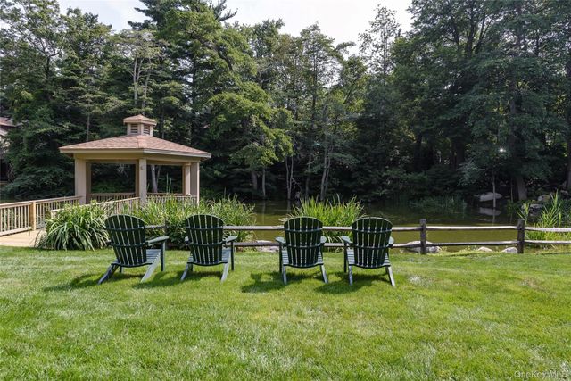 125 Country Club Drive, Jericho, NY 11753