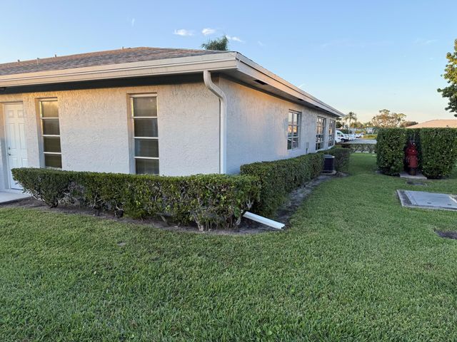 14676 Canalview Drive A, Delray Beach, FL 33484