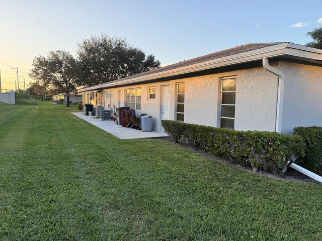14676 Canalview Drive A, Delray Beach, FL 33484