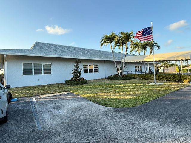 14676 Canalview Drive A, Delray Beach, FL 33484